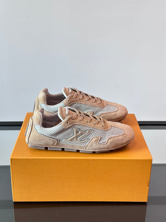 LU FOOTPRIN SOCCER TRAINERS