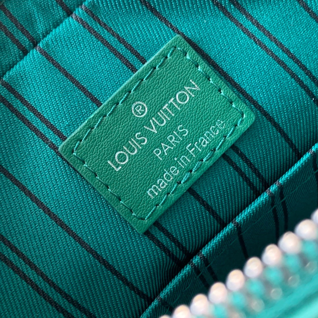 LU TRIO MESSENGER BAG