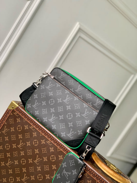 LU TRIO MESSENGER BAG