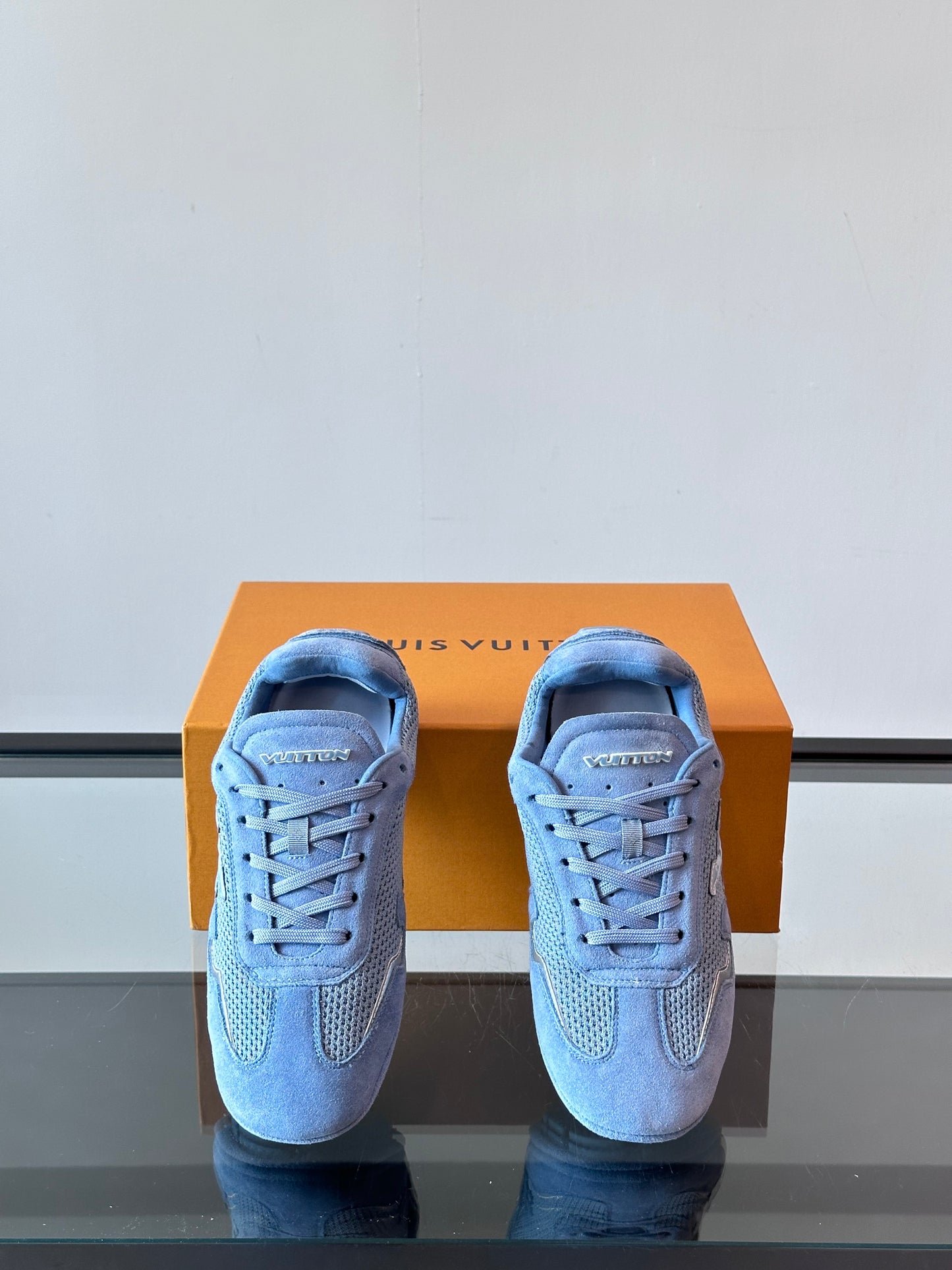 LU FOOTPRIN SOCCER TRAINERS