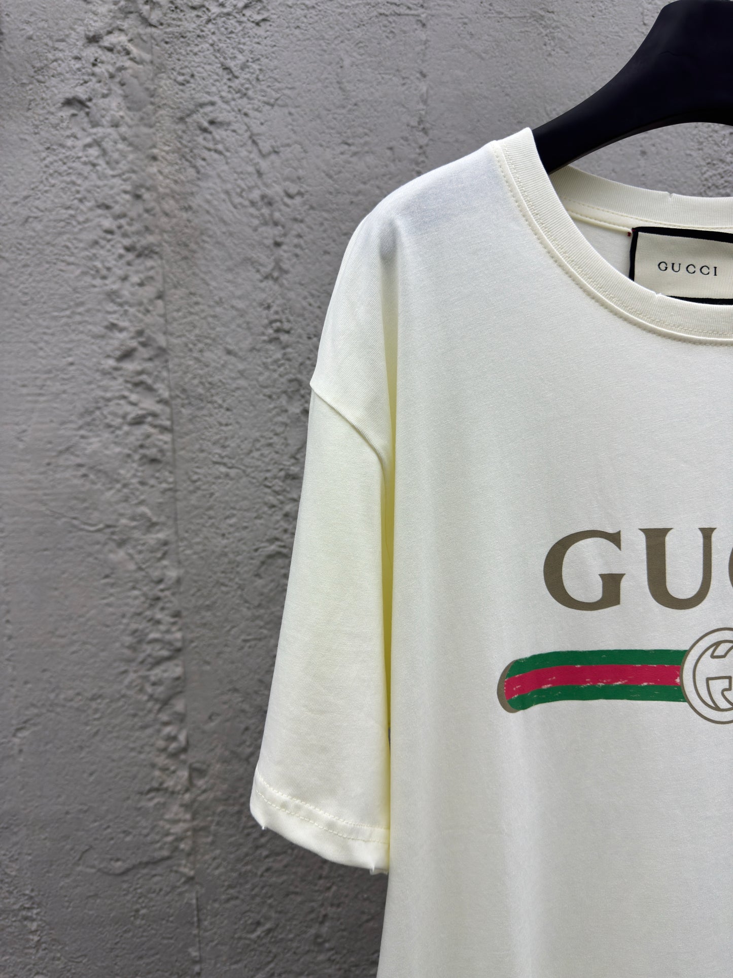 GUC T-SHIRT