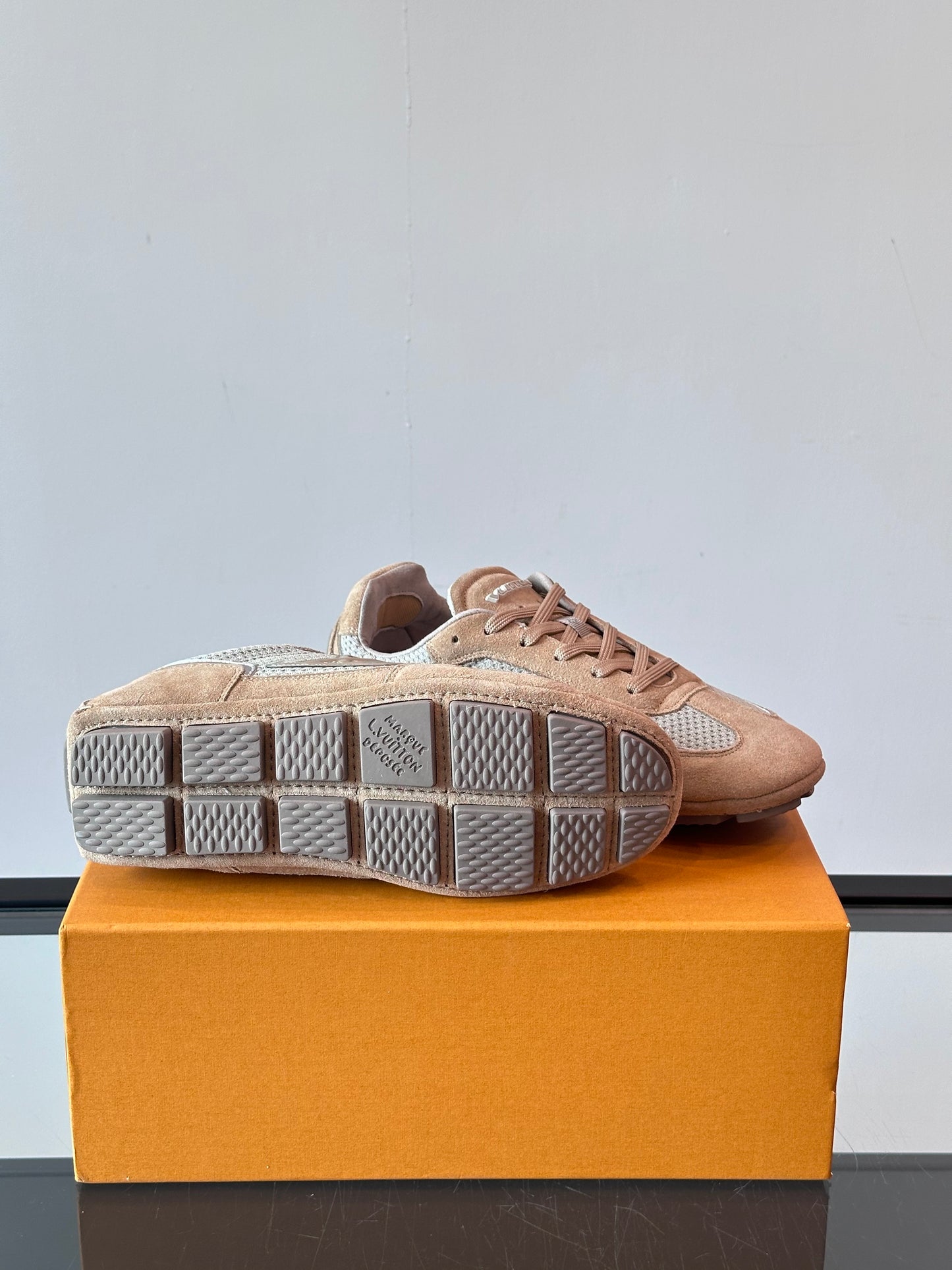 LU FOOTPRIN SOCCER TRAINERS