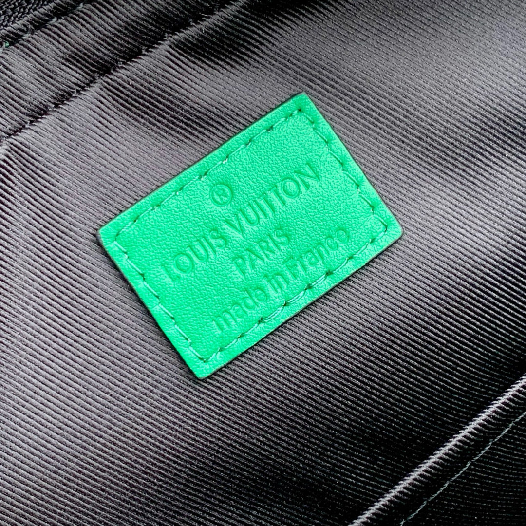 LU TRIO MESSENGER BAG