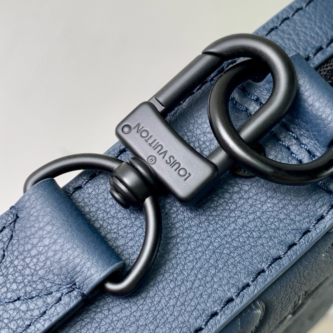 LU TRIO MESSENGER BAG