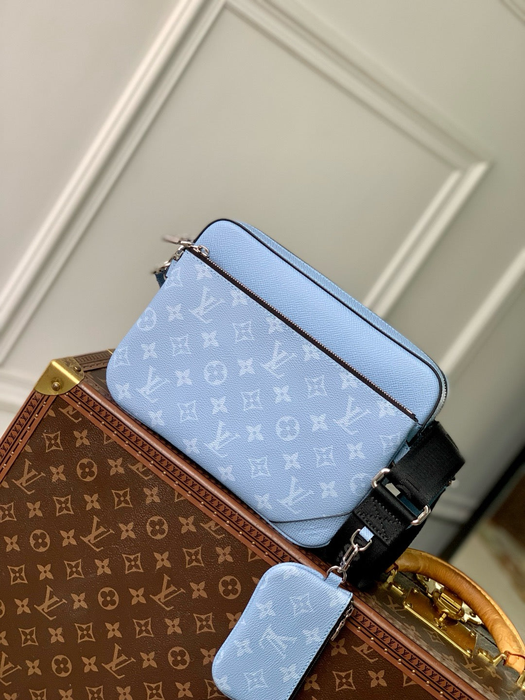 LU TRIO MESSENGER BAG