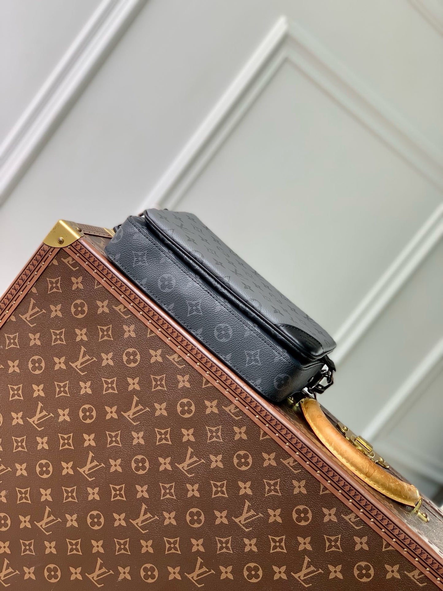 LU TRIO MESSENGER BAG