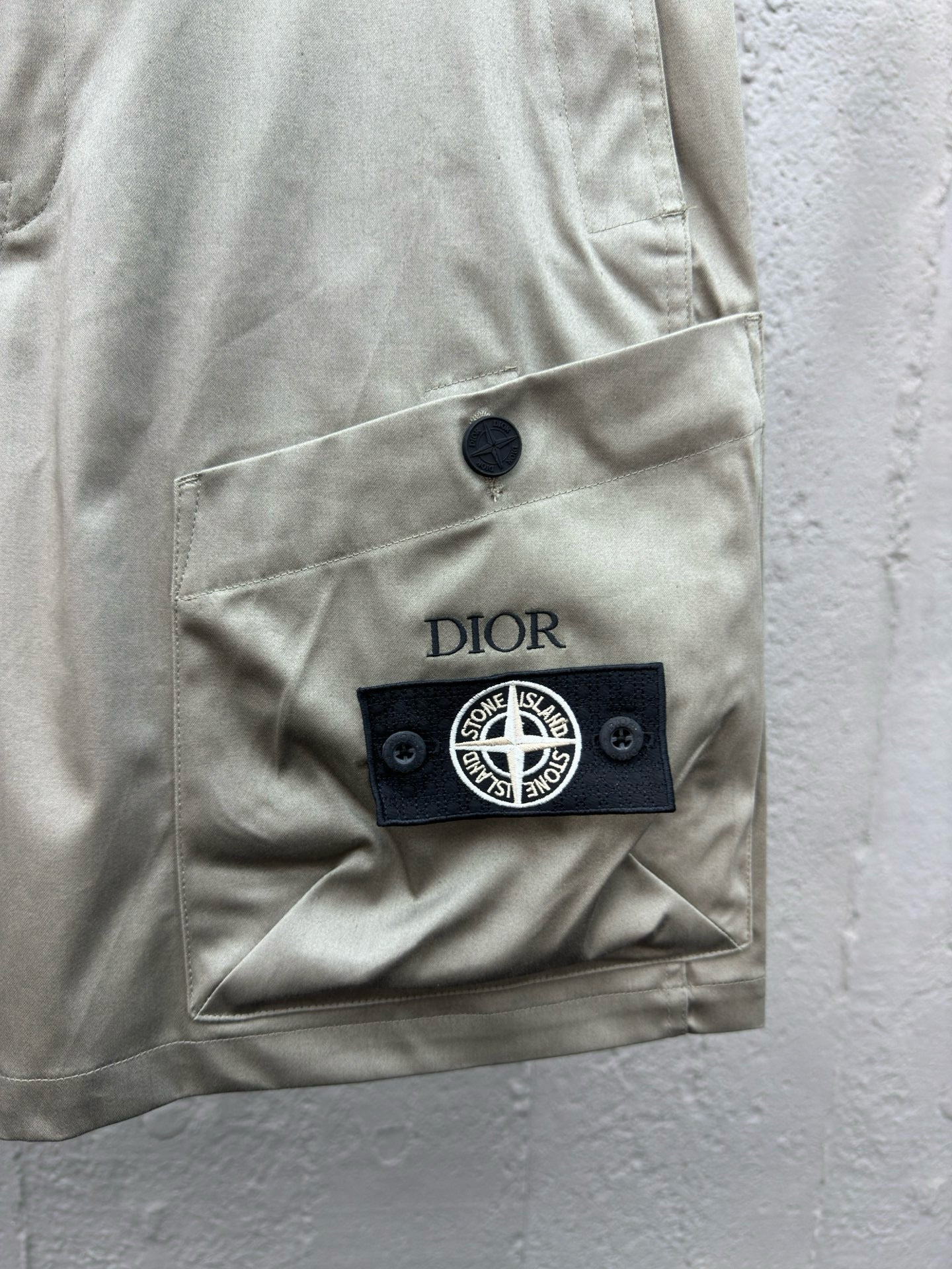 CD x SI SHORTS