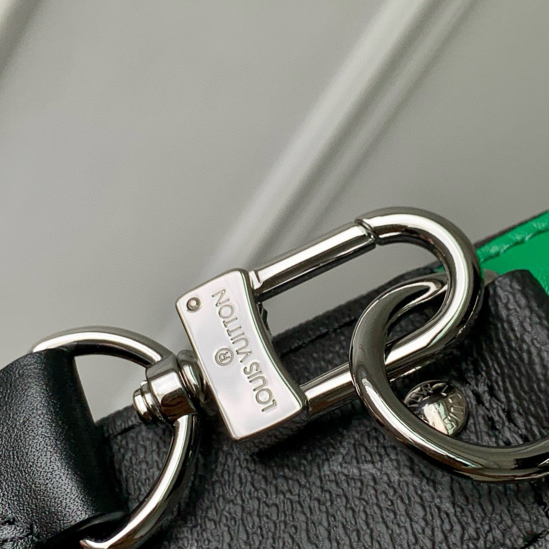 LU TRIO MESSENGER BAG