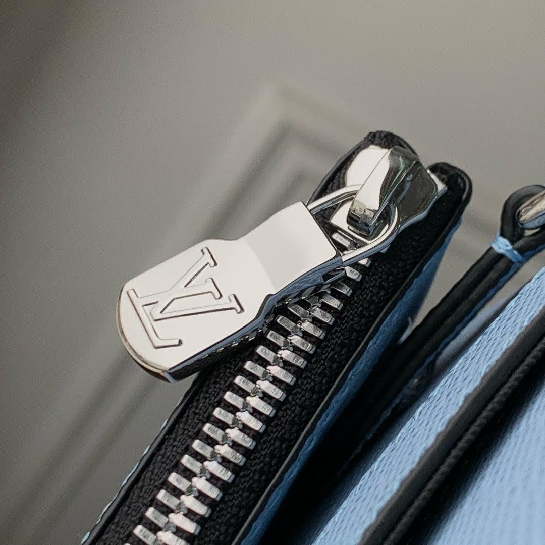 LU TRIO MESSENGER BAG