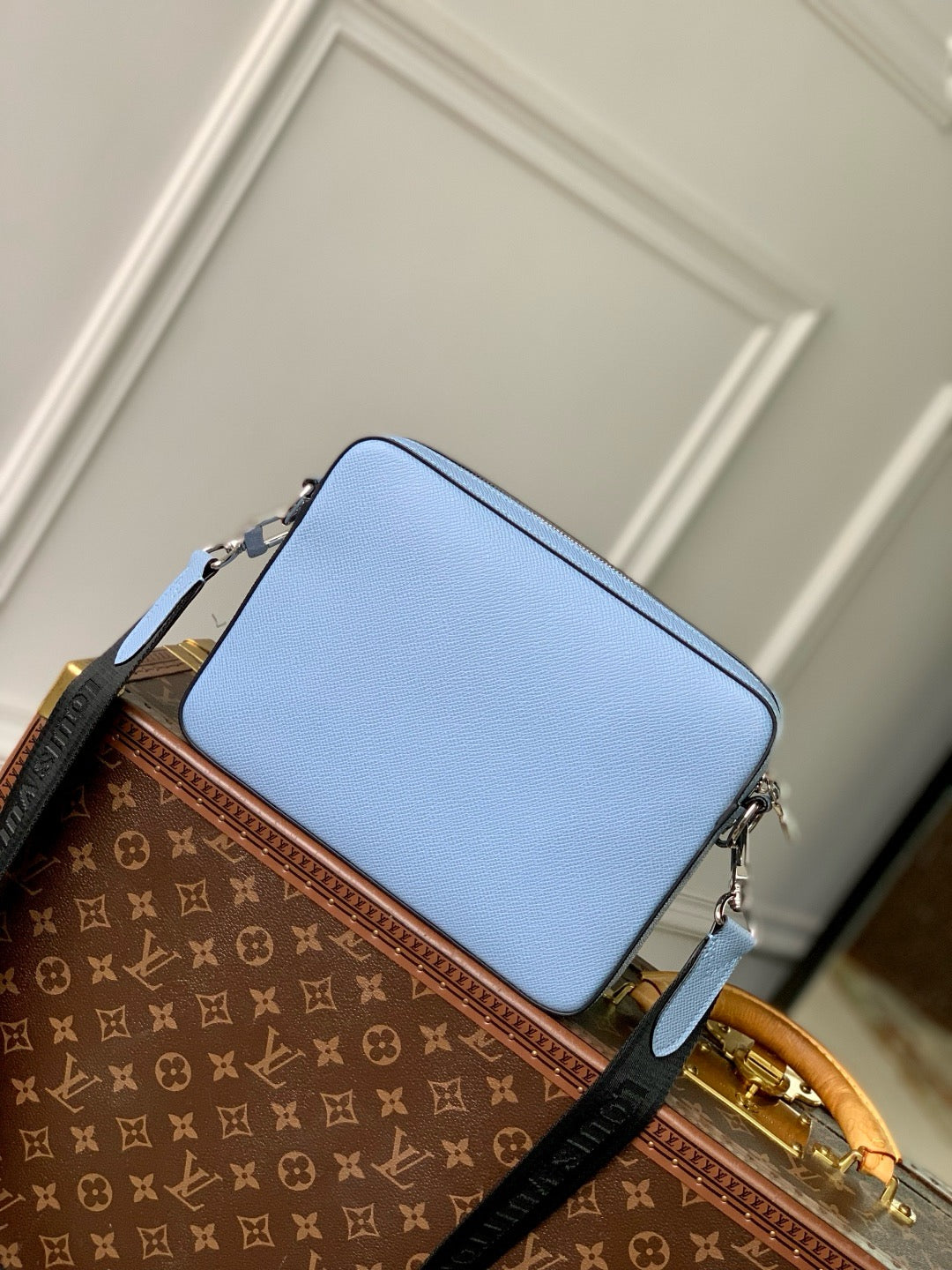 LU TRIO MESSENGER BAG