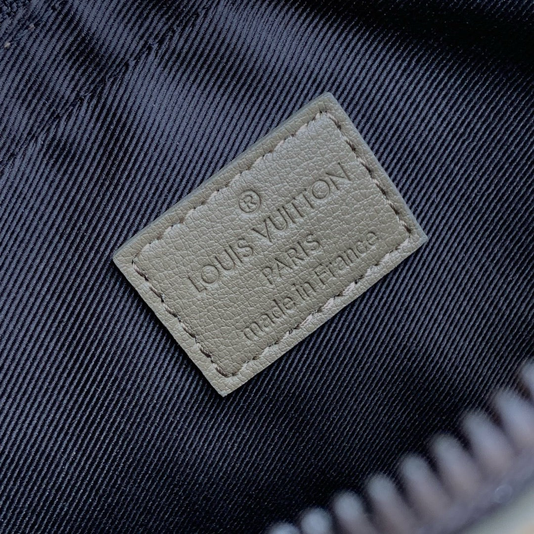 LU TRIO MESSENGER BAG