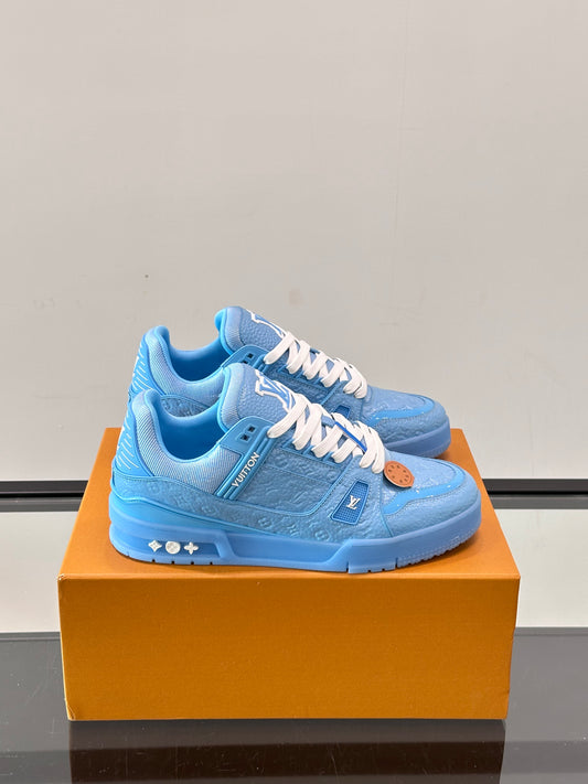 LU TRAINERS