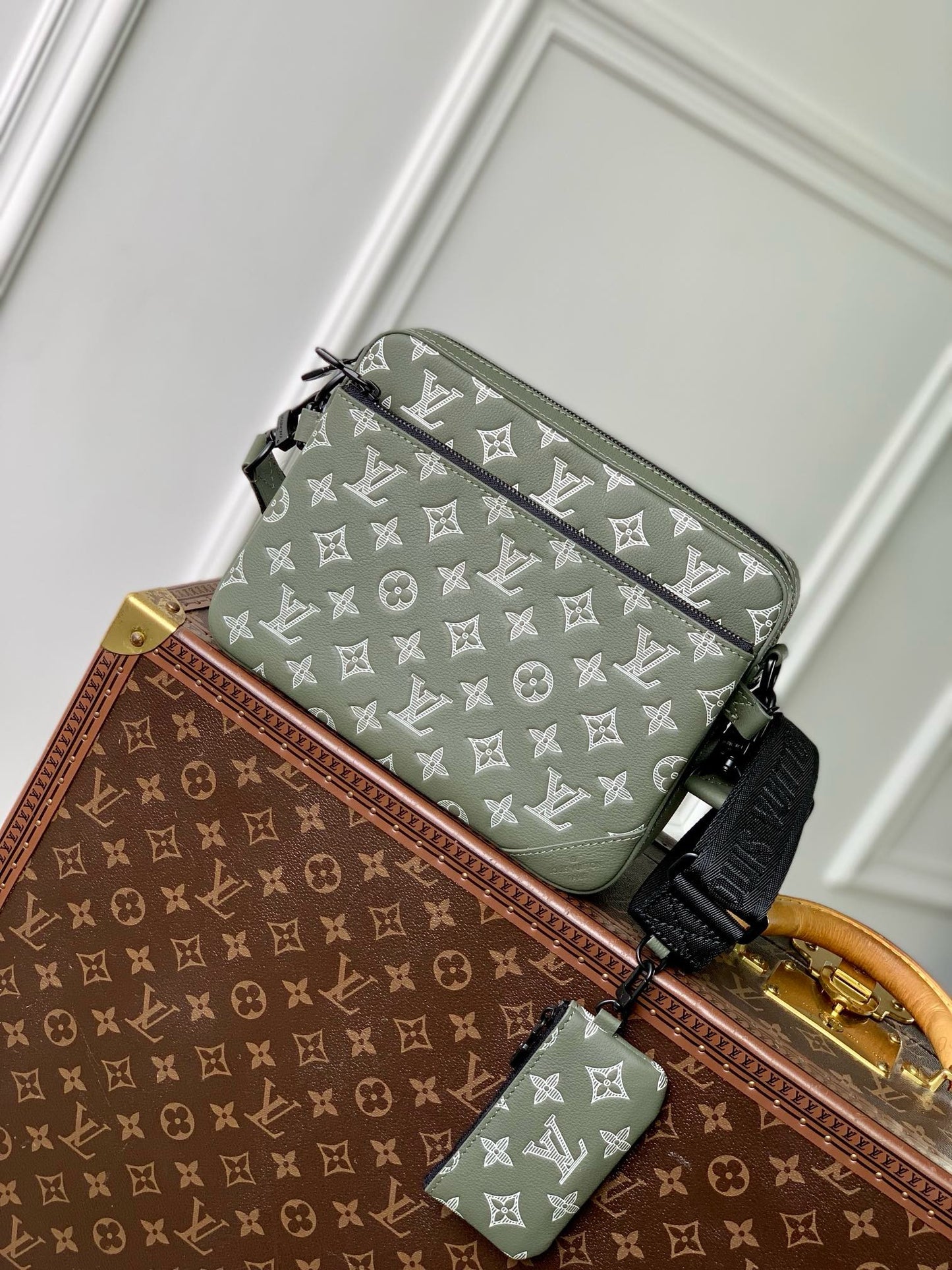 LU TRIO MESSENGER BAG