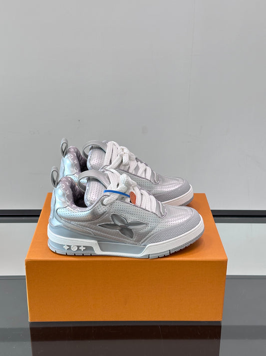 LU TRAINERS